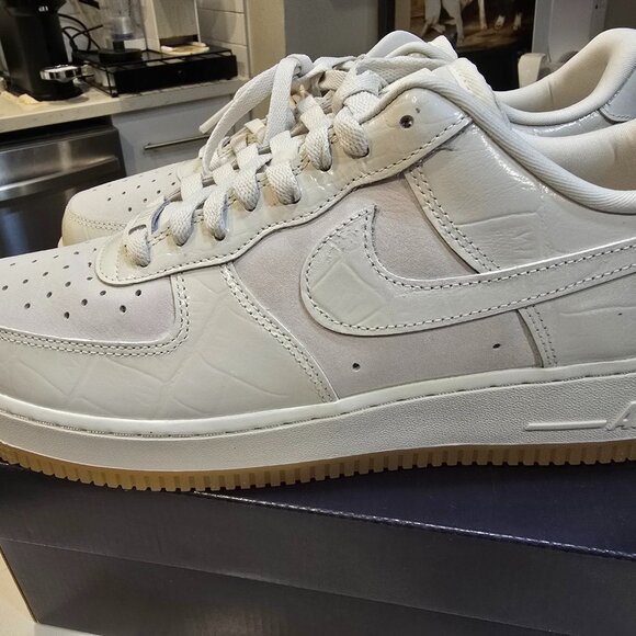 NEW Nike Air Force 1 '07 Low Phantom Croc DZ2708-001 MENS SIZE 10 NEW SHOES - Picture 1 of 15